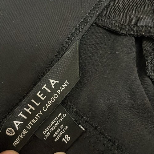 Pantaloni cargo Athleta Trekkie Utility neri donna taglie forti 18 elasticizzati ripstop - Foto 7 di 16