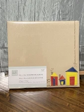 Heidi Grace Designs Scrapbook 12x12 Felt House/Stitched Flowers Design 10 pages