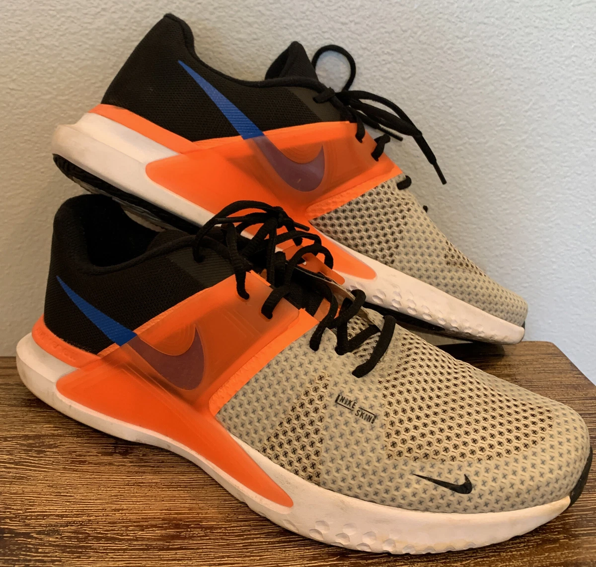 mens neon nike trainers