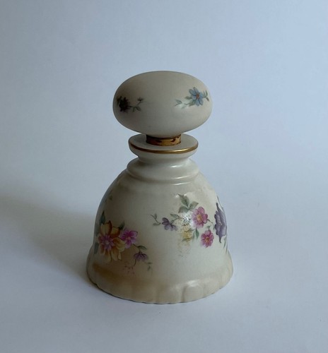 Vintage Victorian Garden for Hummelwerk Rose Bouquet pattern bottle with stopper - Picture 4 of 10