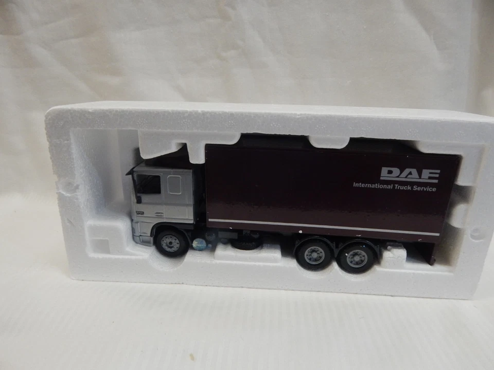 JOAL DAF 95 XF LOW CAB RIGID DAF TRUCK SERVICE 354 BNIB 1:50 SCARCE - Image 4 of 4