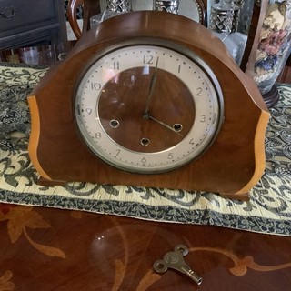 Seltene 50er Jahre "Smith" Kaminuhr mit zwei Glockenspielen !!!