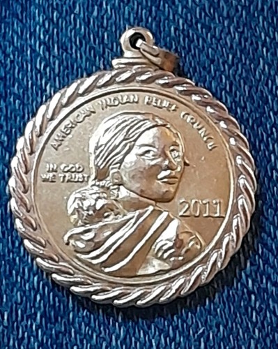 2011 American Indian Relief Council Coin Pendant Gold Tone Native American Medal