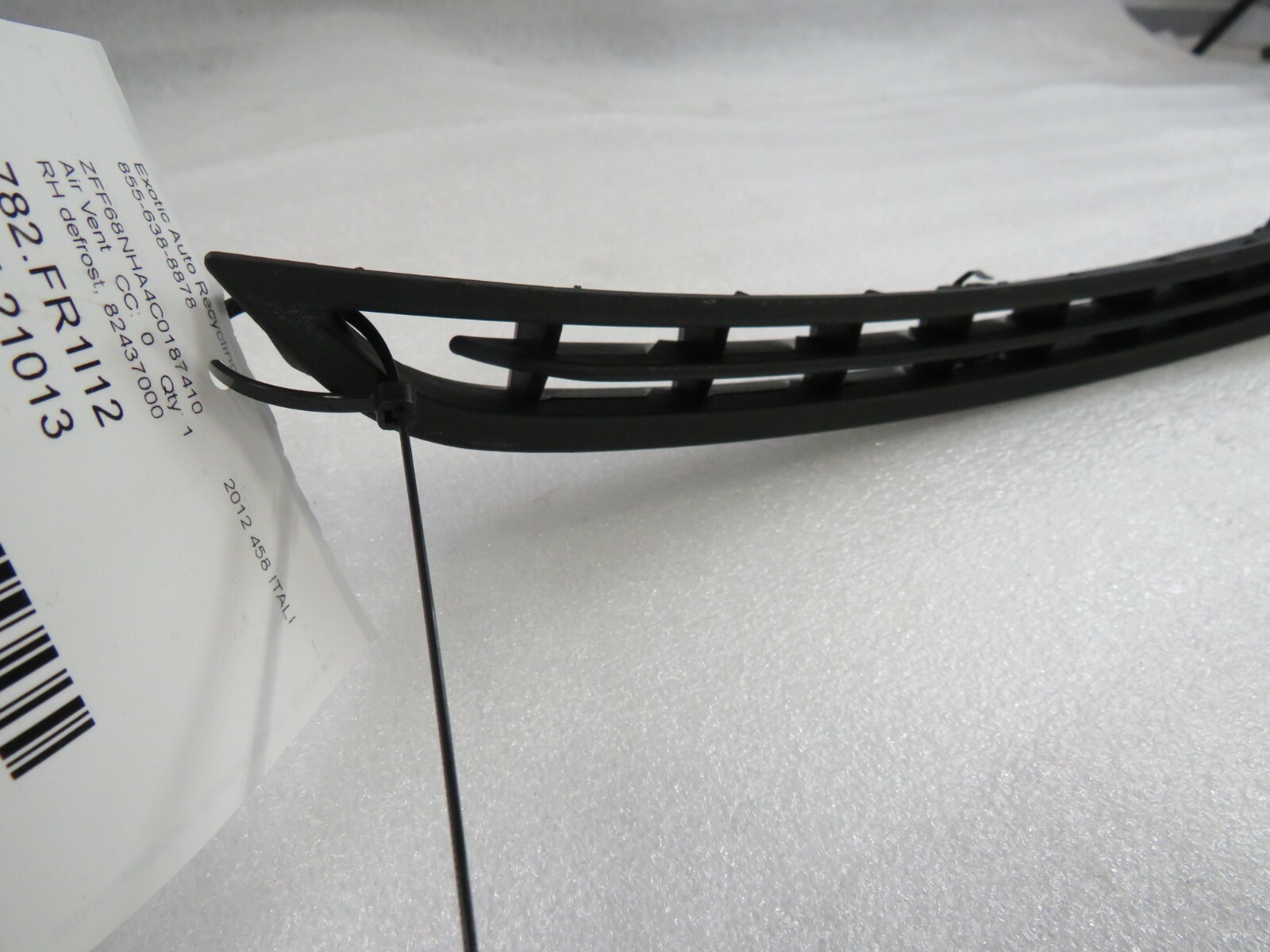 Ferrari 458 Italia, Spider, RH, Right, Defrost Vent, Used, P/N 82437000