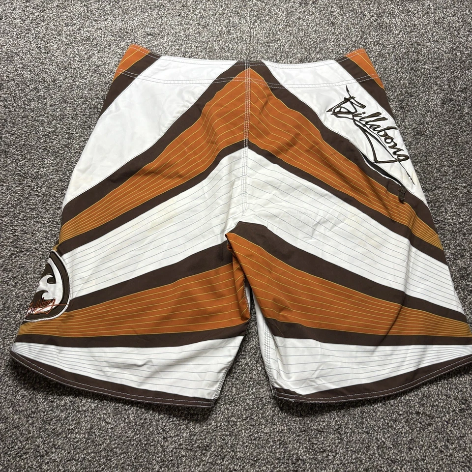 Tabla corta Billabong Andy Irons 38 holgada sol naciente Y2K samurai 38x11 de colección Foto 2 de 4