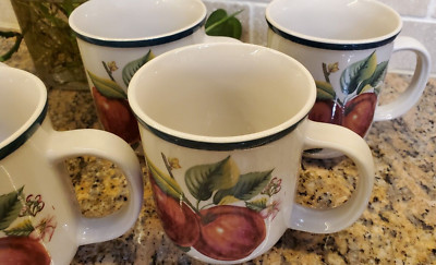 China Pearl Casuals Apples Set of 4 Coffee/Tea Mugs Excellent Vintage