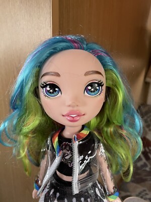 MGA RAINBOW HIGH LARGE 15