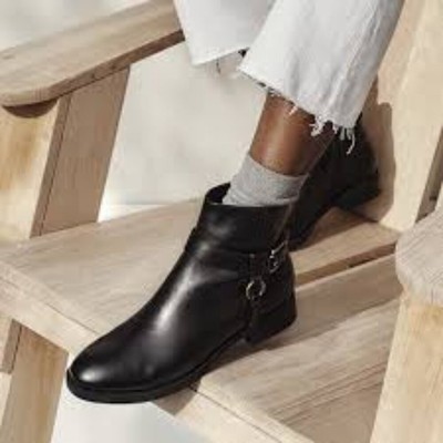 Vionic Women's Black Roan Rhiannon Leather Harness Classic Ankle Moto Boot Sz 7
