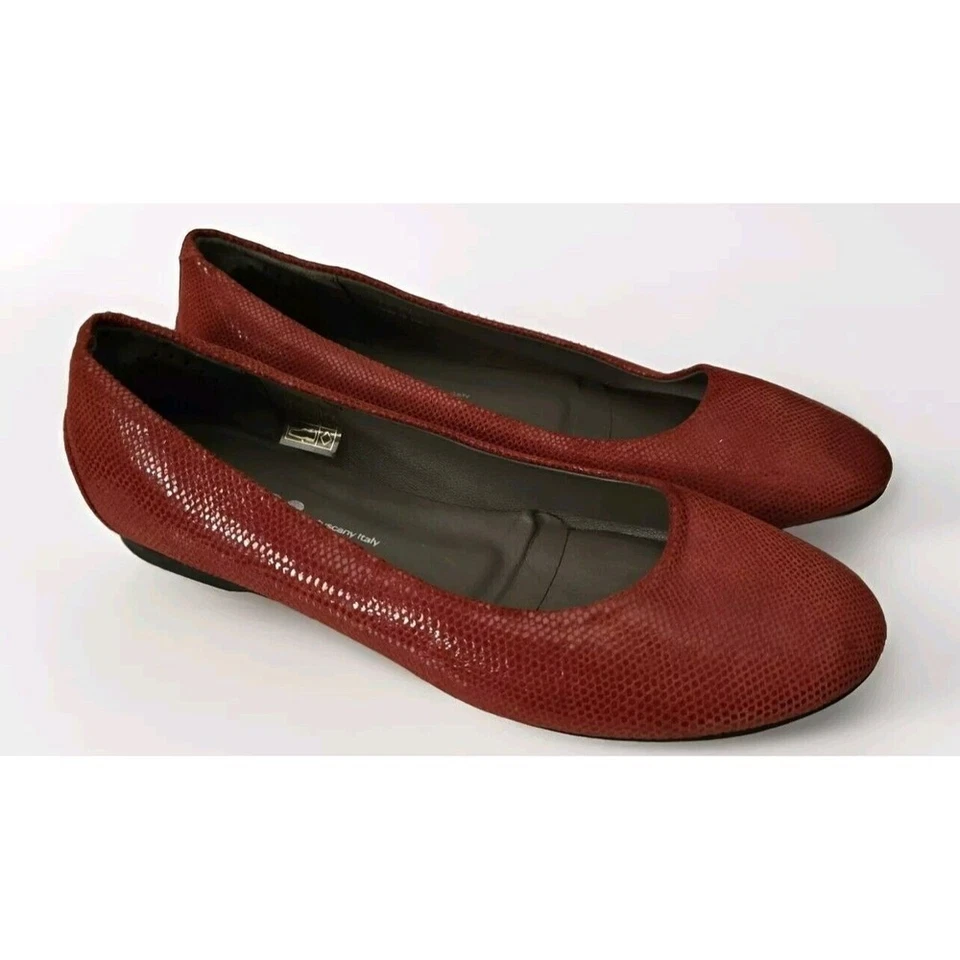Zapatos SAS Lacey Scarlett para mujer 7,5 M rojos mocasines cómodos ballet planos Italia Foto 2 de 4