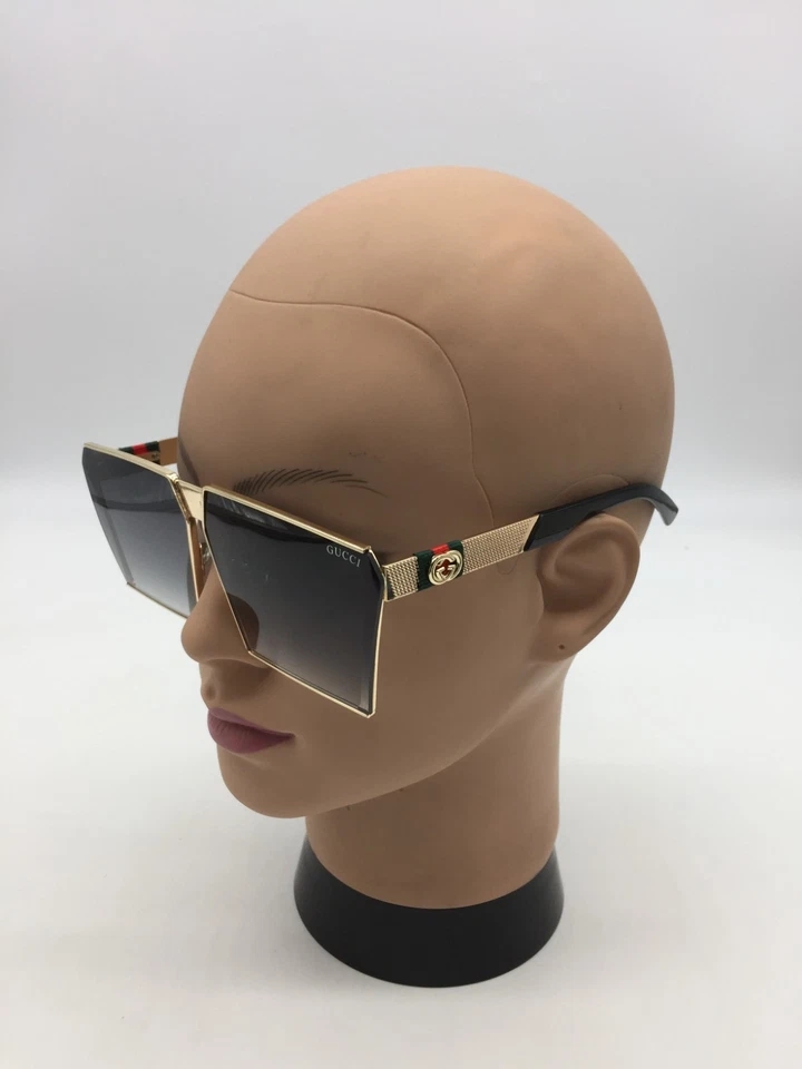 Gucci Women's Full Rim Gold Frame Trendy Sunglasses 52-16-145 Green Lenses - Image 3 of 4