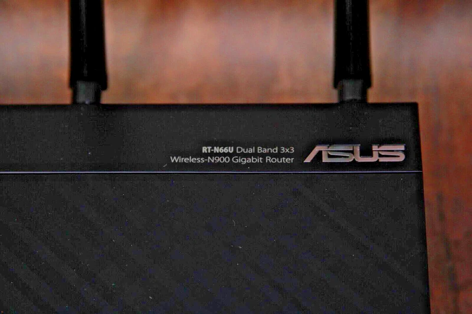 ASUS RT-N66U wireless router Gigabit Ethernet Dual-band 2.4 GHz / 5 GHz Black - Image 3 of 4