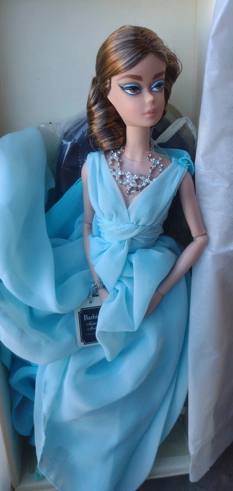 NRFB 2016 BFMC Azul Chifón Vestido de Baile Piedra de Seda Barbie Muñeca Etiqueta Dorada DYX74 Foto 2 de 4