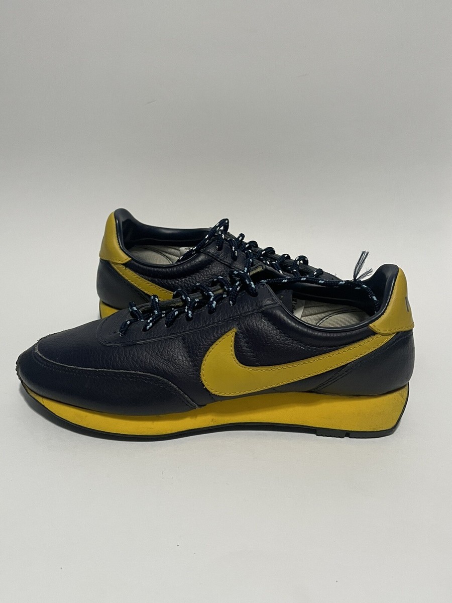 Nike 1999 LDV Leather LE SC Michigan 602101-471 Size US 8 No Box