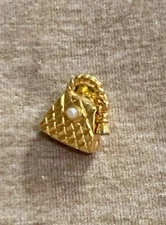 Handbag Purse Lapel Pin Gold Tone Faux Pearl Shopping C117-12
