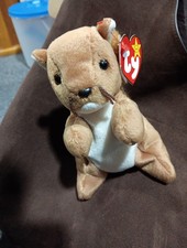 Original Ty Beanie Babies NUTS The Squirrel Style 4114 1996