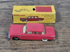 Voiture Miniature Chevrolet Corvair Dinky Toys 1/43 (Repeinte)