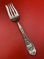 Oneida CARNATION Silverplate 1908 WR Keystone Silverware Meat Serving Fork 8-1/4