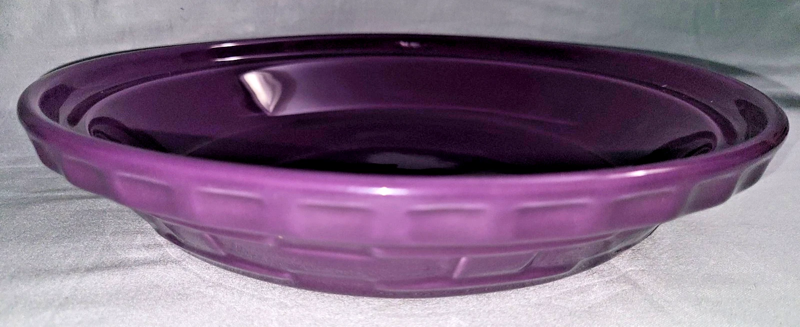 Longaberger Pottery Woven Traditions Eggplant purple deep 10.5" pie baking dish