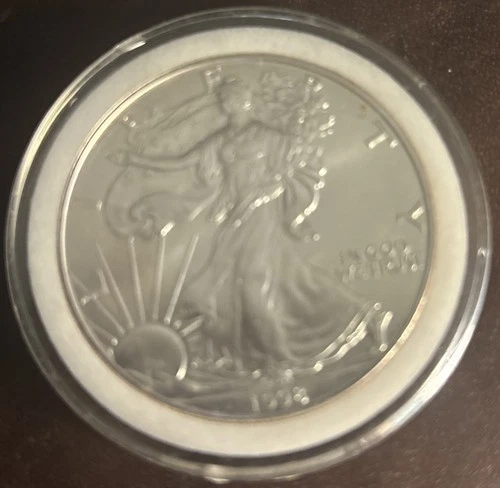 Better Date 1998 American Silver Eagle 1 Troy Oz .999 Fine Silver