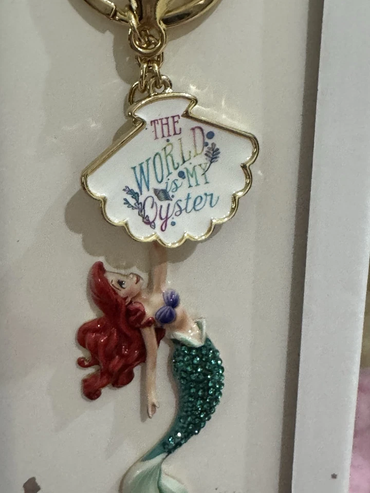 Disney La Sirenita Ariel Concha Estrás Llavero Bolso Dije Nuevo Foto 3 de 4