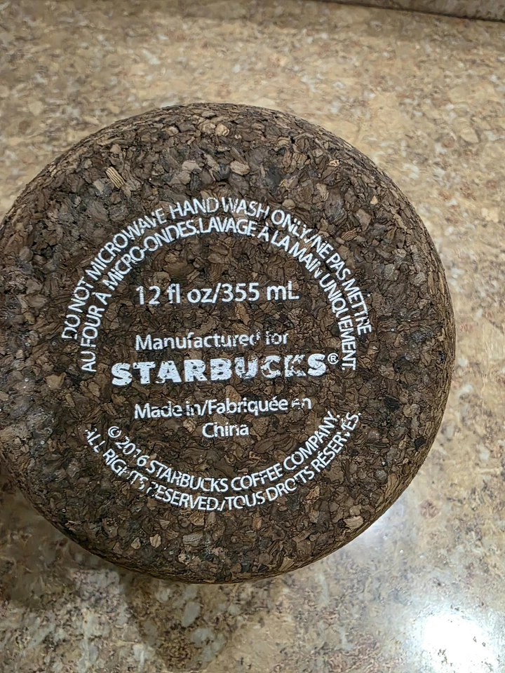 Taza de café de cerámica Starbucks de 12 oz con tapa negra mate con logotipo de taza inferior de corcho Foto 4 de 4