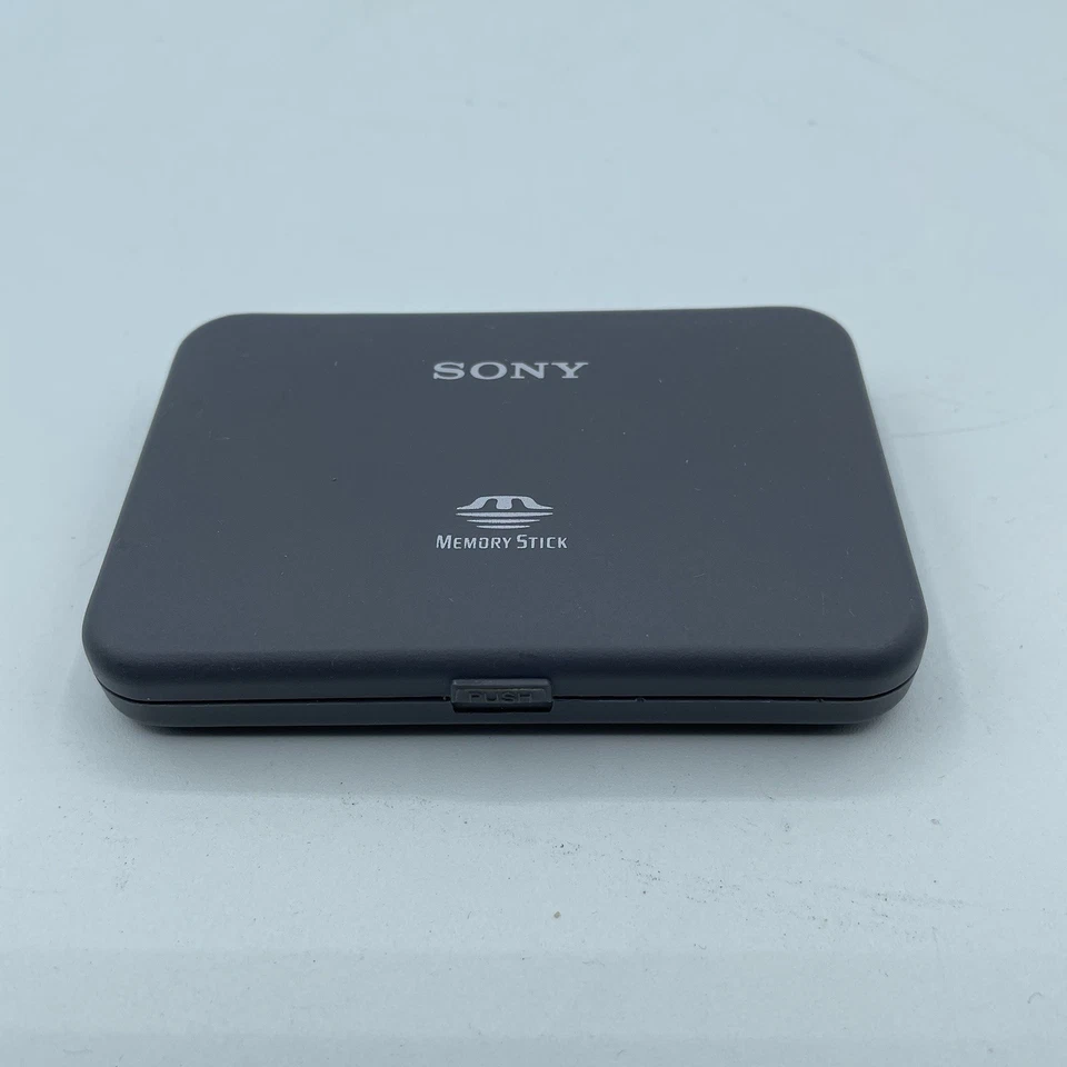 Sony Memory Stick 3 Card Lot (16MB, 512MB, 1 GB) + Case & Sony MRW62E-T Reader - Image 2 of 4