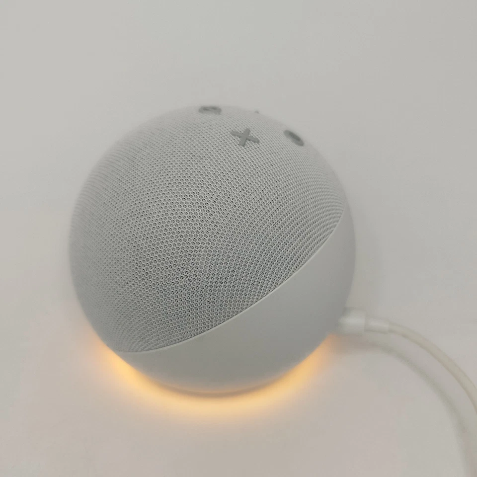 Amazon Alexa Echo Dot 4th Generation Smart Speaker Assistant Glacier White VGC - Image 3 of 4