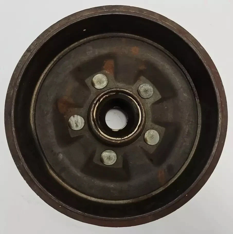 1939 - 1940 年道奇卡车 3/4 吨前左侧轮毂和鼓组件 590623 NOS。 — 第 2/2 张图片