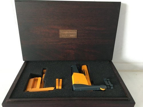 Jungheinrich Jubiläumsmodelle von 2003, 2 Schubmast Stapler Gabelstapler Holzbox - Bild 4 von 5