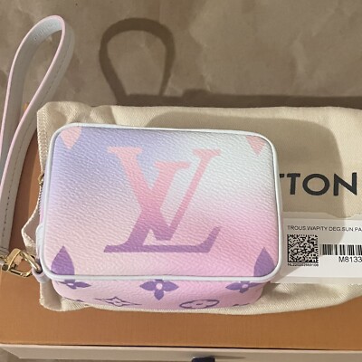 New Louis Vuitton LV Wapity Small Case Wristlet Sunrise Pastel Ombre Gradient