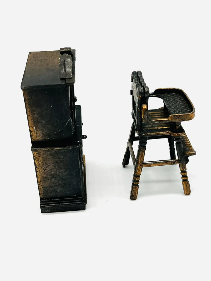 Vintage 1977 Durham Industries Dollhouse Hutch & High Hair Metal Furniture - Image 2 of 4