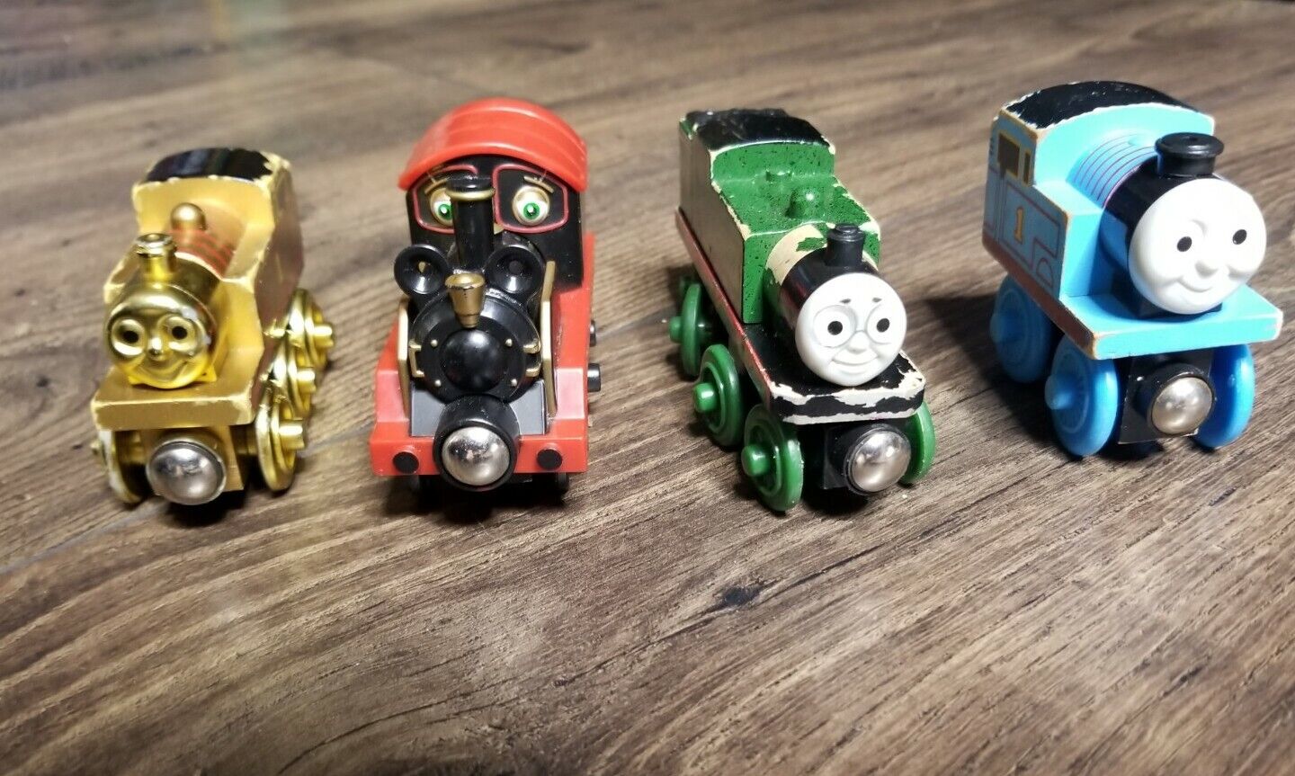 Thomas the Train Whiff Gold Pete Lot of 4 Friends Wooden Railway Tank Engine 