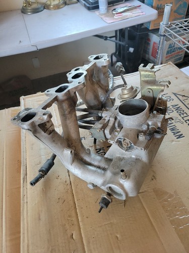 22r Custom Intake 1979-95 TOYOTA PICKUP TRUCK 22R CARBURETED AIR box INTAKE MANIFOLD OEM ...