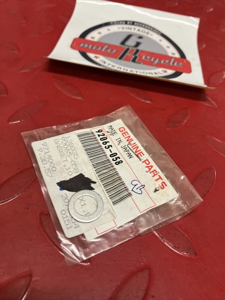 NOS KAWASAKI GASKET 10.5X16X1 92065-058 K14 | eBay