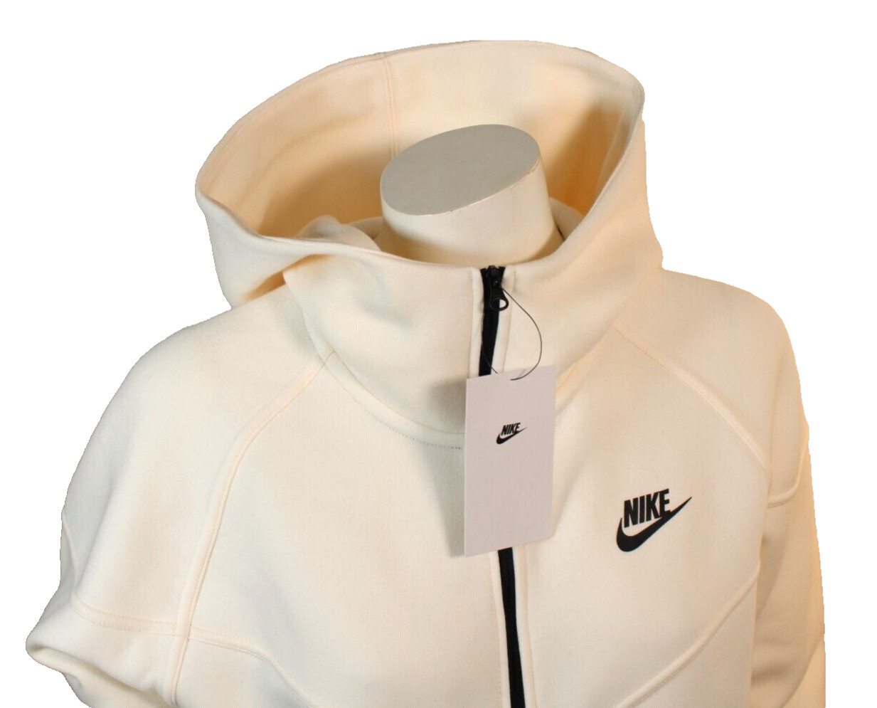 NWT NIKE Sportswear Tech Windrunner Size XL Ivory White Women Full Zip Hoodie thumbnail 2