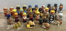 Step 2 Mainstreet Village Lot of 34 Figures 2.5”-3” Tall