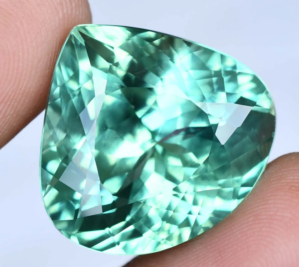 Piedra preciosa suelta de pera con certificación de zafiro parti bicolor natural impecable de 42,30 quilates Foto 3 de 4