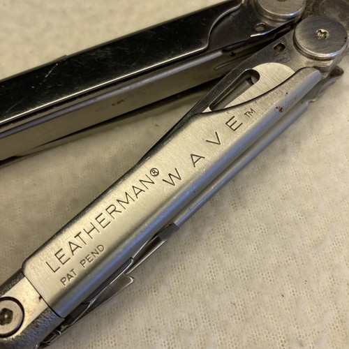 Leatherman Wave Bolsillo Supervivencia Juego de Herramientas Kit de Herramientas Funda de Cuero Original - Imagen 5 de 15