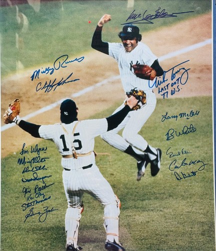 1977 New York Yankees Autographed 16X20 Framed Baseball Photo - 第 2/2 張圖片