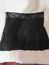 Mynt 1792 Women's Sz 14 NWT  Classic Black Short Pleated Skirt 