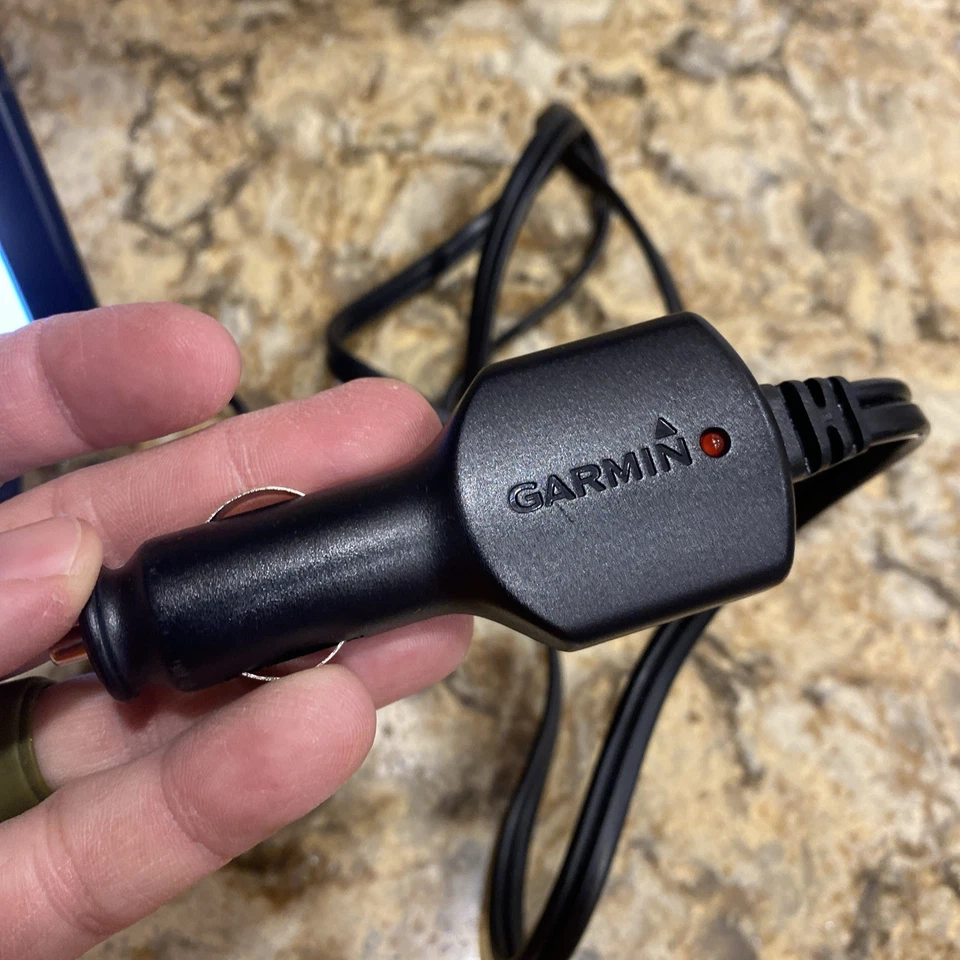 Garmin Nuvi 2797LM GPS 7 inch Voice Command Bluetooth Mount Car Charger Bundle - Image 3 of 4