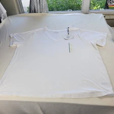 Ava & Viv Womens 2X White V-Neck Basic Tee Soft Cotton Casual Top