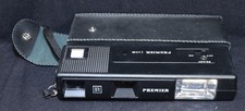 Premier 110S mit Blitz und Etui Spionage Minikamera 110er vintage Cult Deko