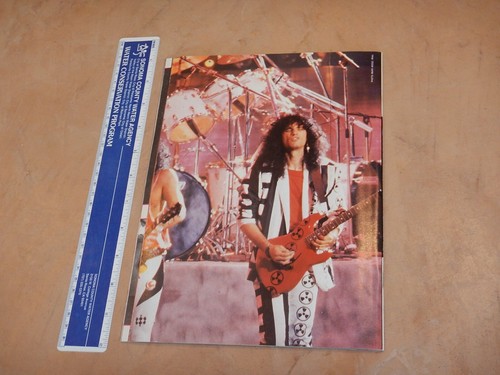 ORIGINAL 1987 STARLINE PRESENTS - A TRIBUTE TO KISS, COMPLETE WITH 8 POSTERS - Picture 2 of 2