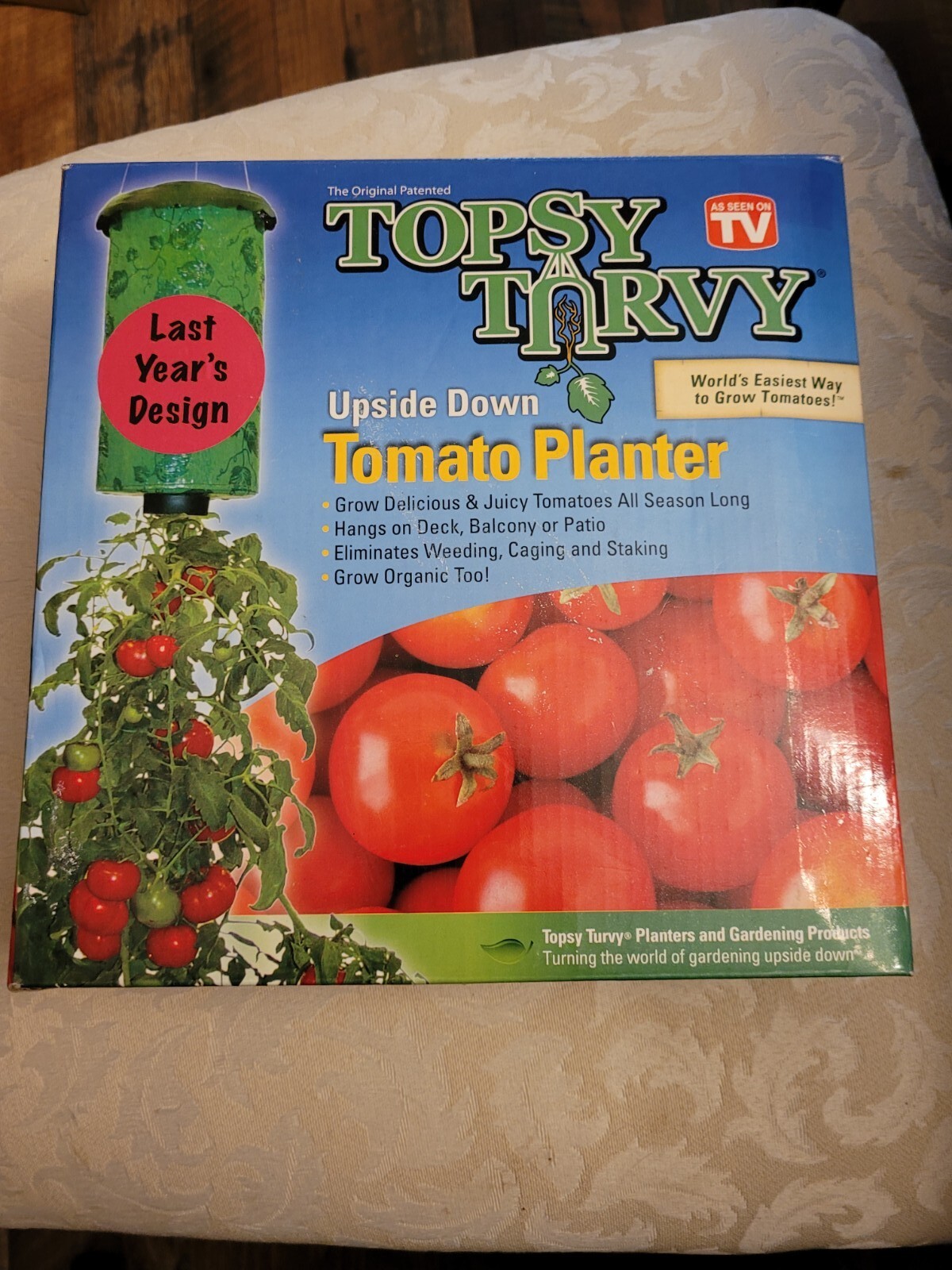 Topsy Turvy Upside Down Tomato Planter Vegetable Gardening organic NIB