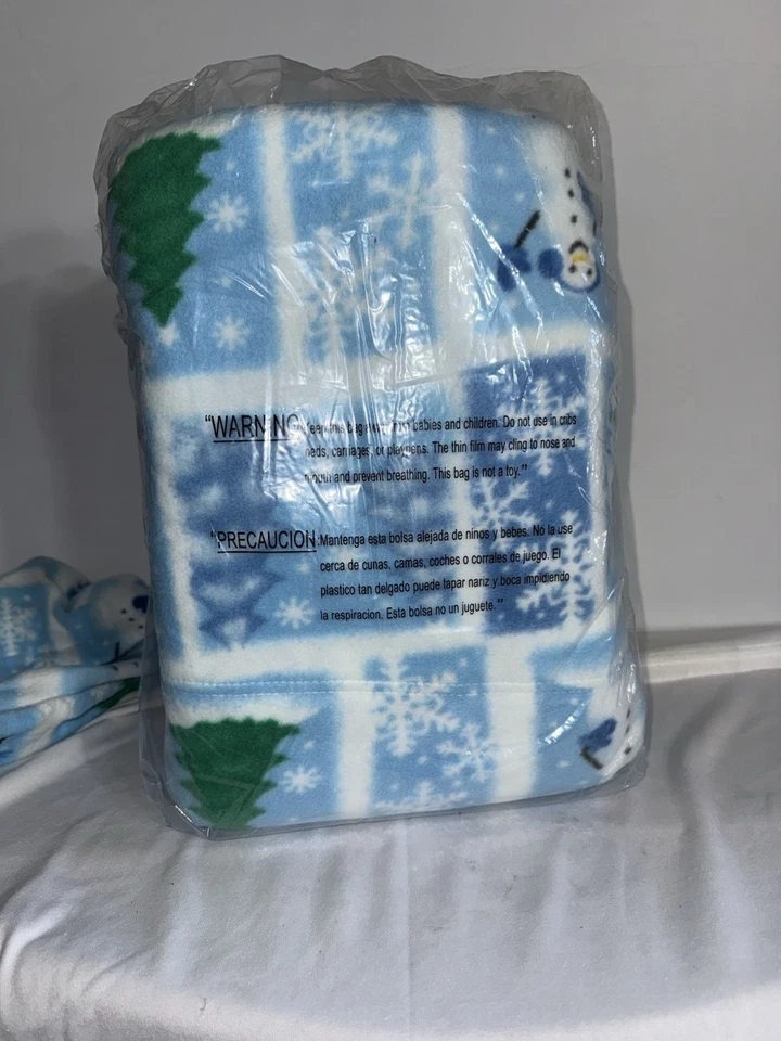 JUEGO DE SÁBANAS DE VELLÓN SUAVE Y CÁLIDO TWIN - Cañón - Azul Copos de Nieve, Muñecos de Nieve y Árboles de hoja perenne Foto 2 de 4