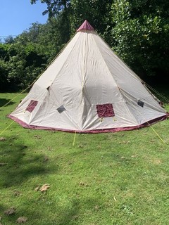 Skandika Tipii 300 Large Family Dome Wigwam Tent 3 x 5.5m XL Camping used once