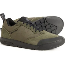 Evolv Rebel Walking Shoes - Army Green Suede, Size Men 6.5 M, Women 7.5  NEW