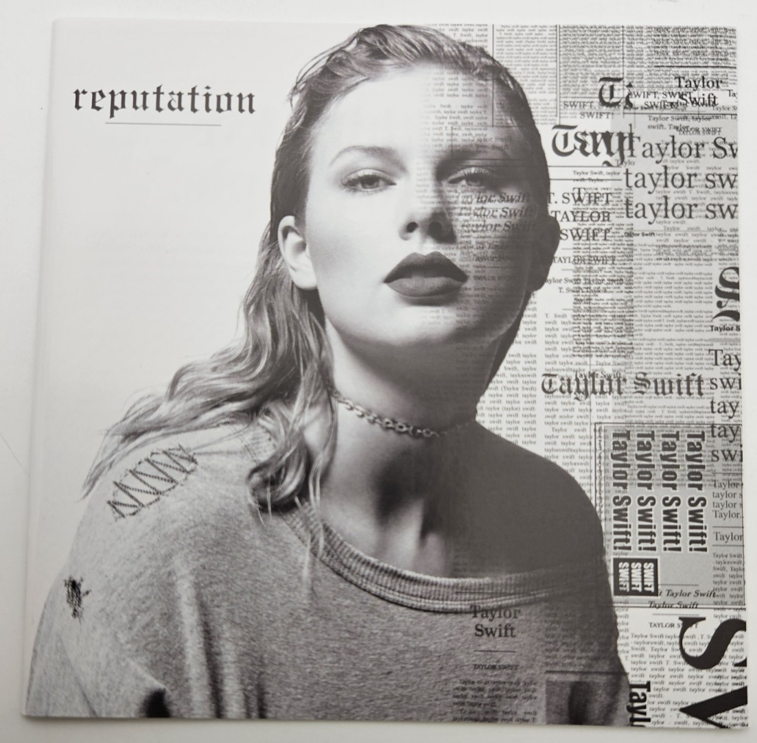 Taylor Swift reputation VIPBox 直筆サインポスター Taylor Swift reputation VIPBox 直筆サインポスター - メルカリ