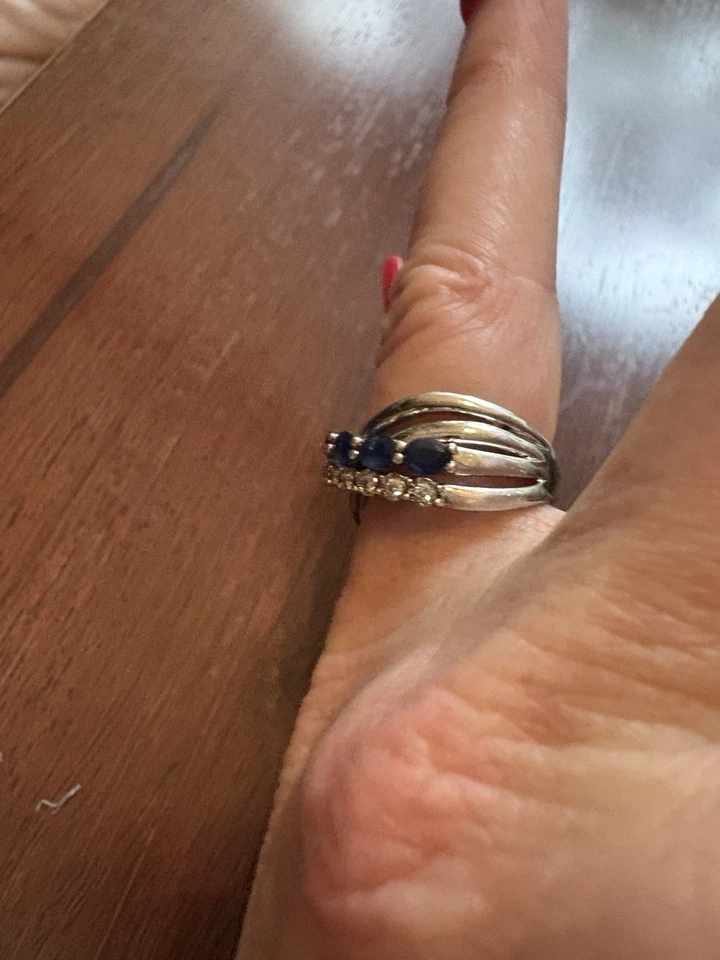 Ring-Effy Diamond And Sapphire Orbit Ring. Very Unique. Size 7. Silver. - Image 2 of 4